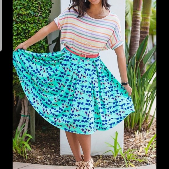 LuLaRoe Madison - Picture 10 of 12